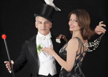 Le théâtre Liberté de Toulon présente Magic Julius Show