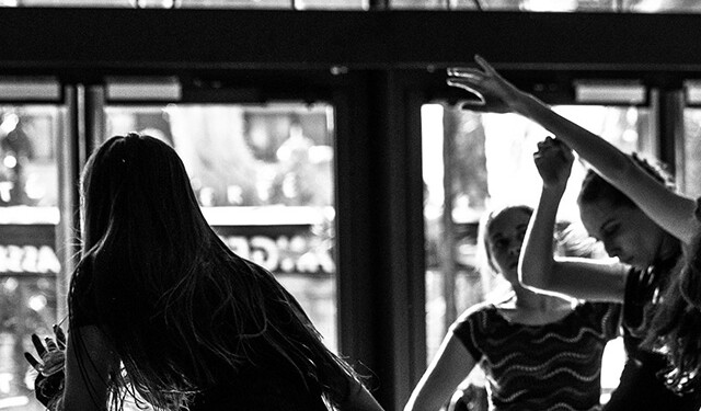 Le théâtre Liberté présente Out of the box