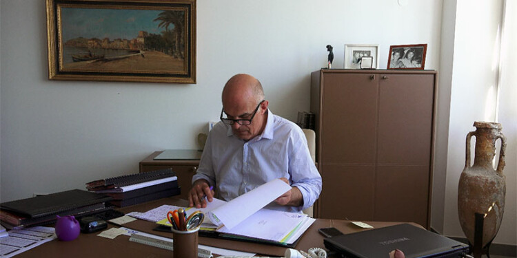 Dans le bureau de Ferdinand Bernhard