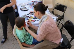 Fête du Terroir et de l'Artisanat à CARNOULES maquillage