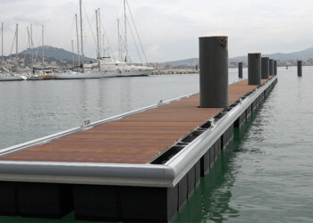 Nouveaux pontons flottants