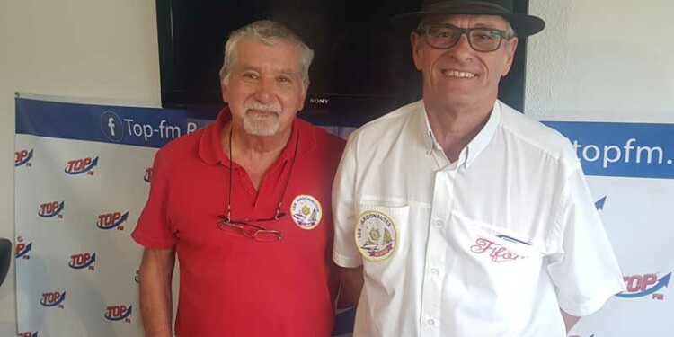 INFO 83 et TOP FM reçoivent Gilbert Campodonicot et Alain Vidal, alias « Fifou » pour le salon du modélisme 2019 à la Seyne et David Garavagno président de la FNAIM du Var.