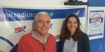 INFo 83 et TOP FM reçoivent Laurie Courtois et Serge Loigne pour les festivités des fêtes de fin d’année à Sanary. Top le Mag INFO83 et Top FM