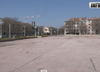 Les places de Toulon sont vides, confinés les Toulonnais