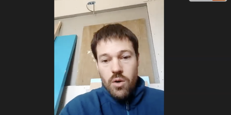 Les fabriquants amateurs de visières, Varois, recherchent d&rsquo;urgence des livreurs et de la matière première