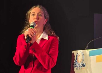 meeting Magali Brunel Toulon à l’Oméga Live devant 500 personnes