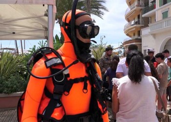 Opération port propre à Sanary_info83
