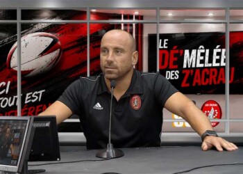 Plateau de l’émission Le Dé’mêlée des Z’Acrau sur INFO83